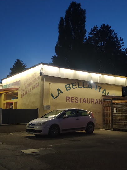 Pizza de La Bella Italia à Thise