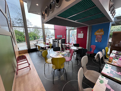 Pizza de McDonald's à École-Valentin